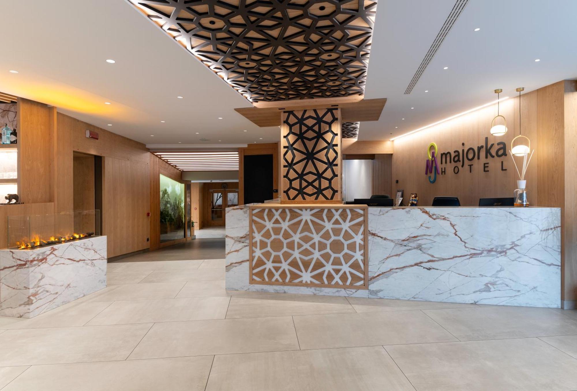 Hotel Majorka Андало Экстерьер фото