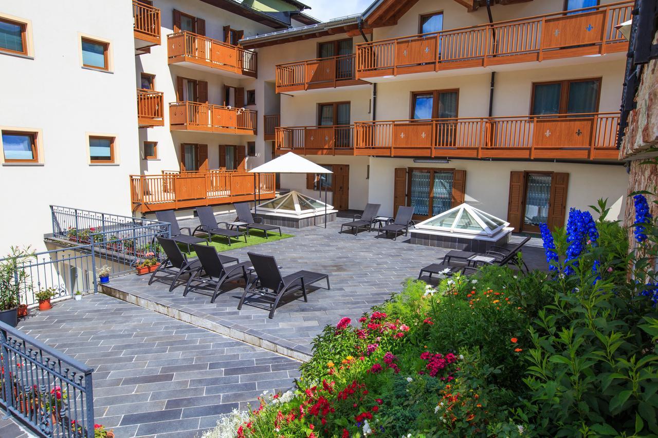 Hotel Majorka Андало Экстерьер фото
